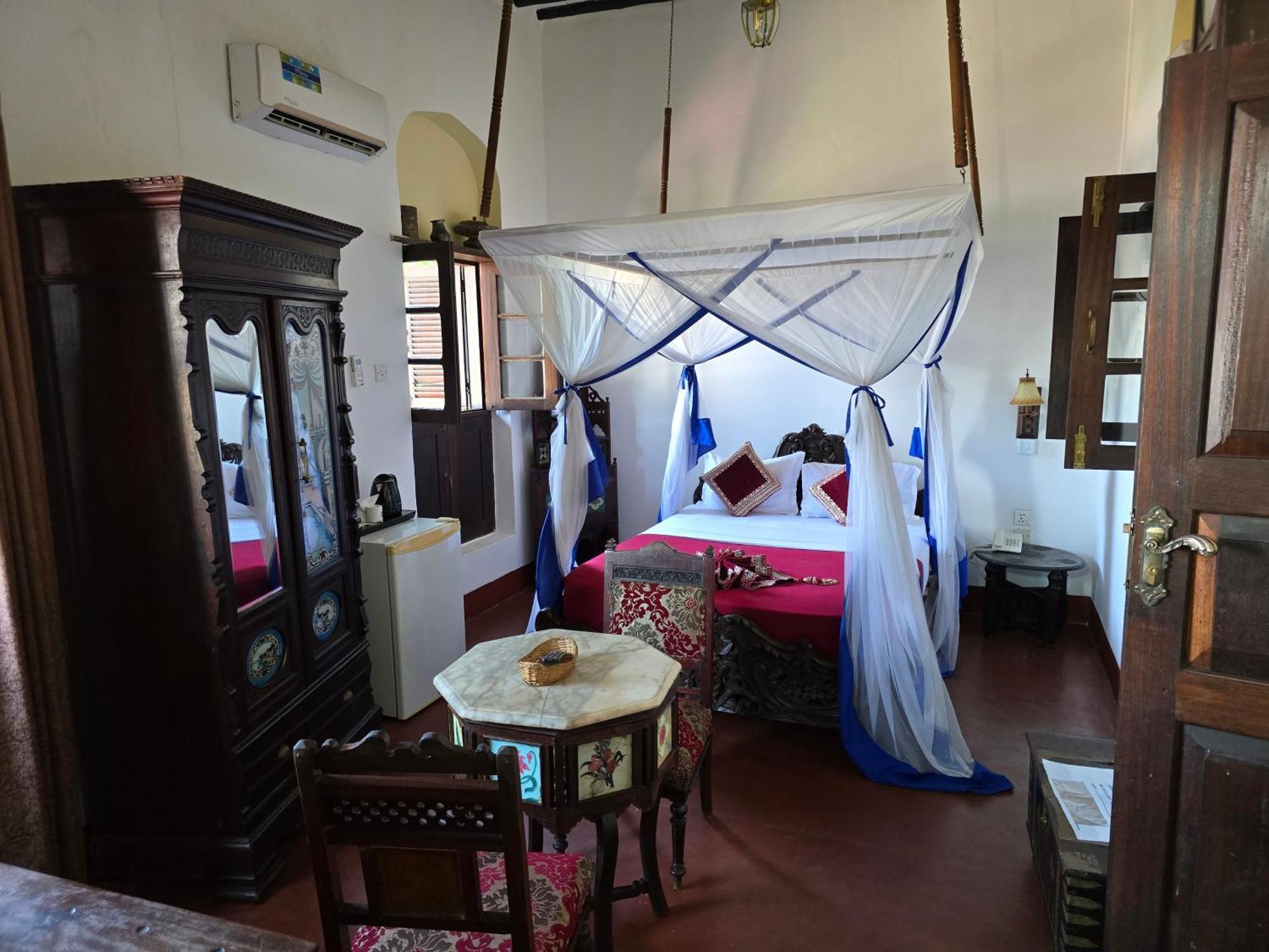 Dhow Palace Hotel Zanzibar Buitenkant foto