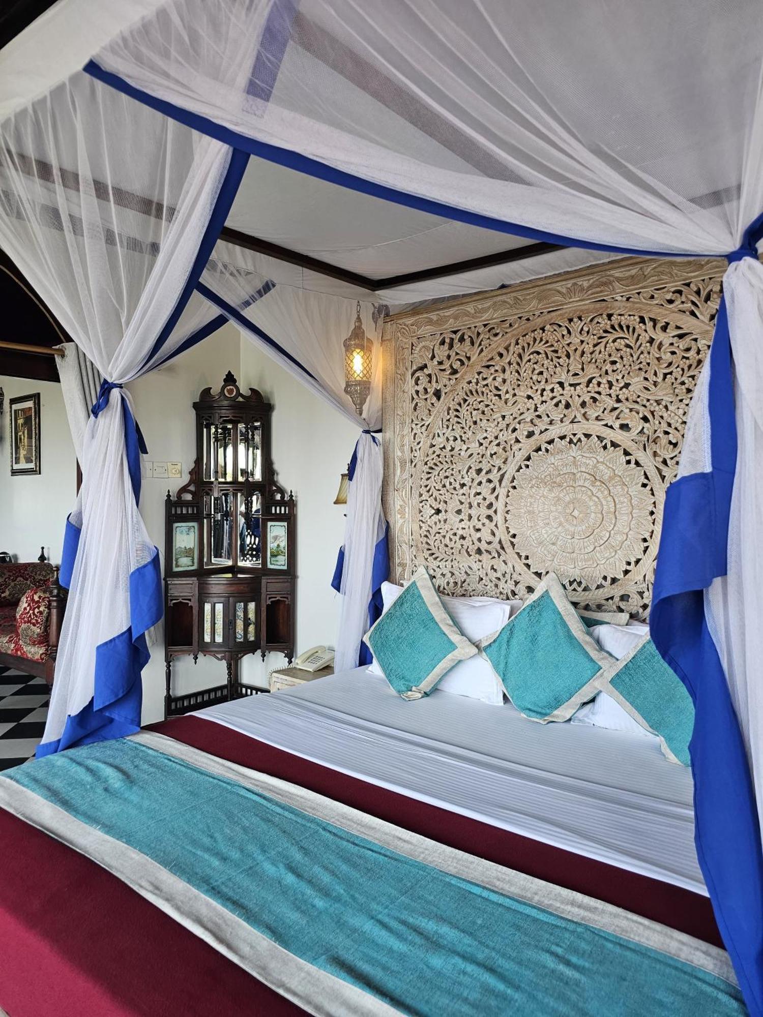 Dhow Palace Hotel Zanzibar Buitenkant foto
